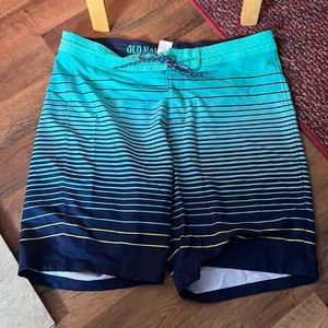 Men’s old navy swim trunks